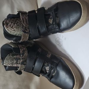 Radii Straight Jacket Jer snake leather ( black )